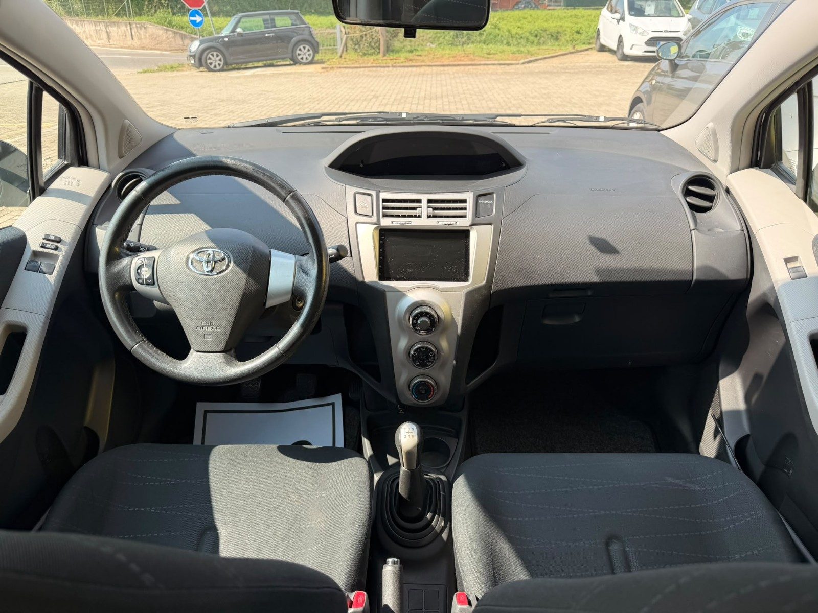 Toyota Yaris – foto 8